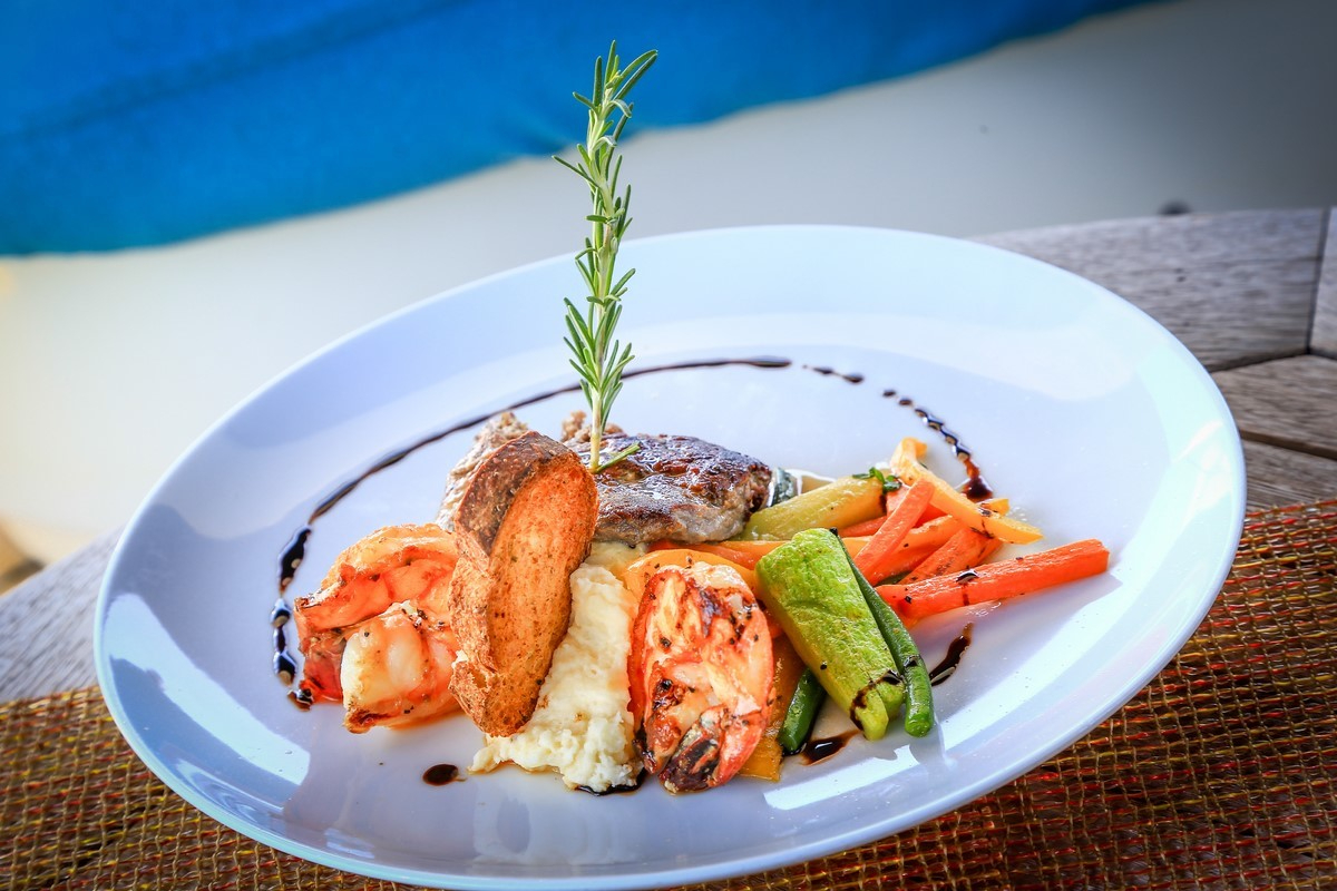 Yacht catering
